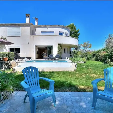Nyaraló Lovely And Spacious Groundfloor With Pool